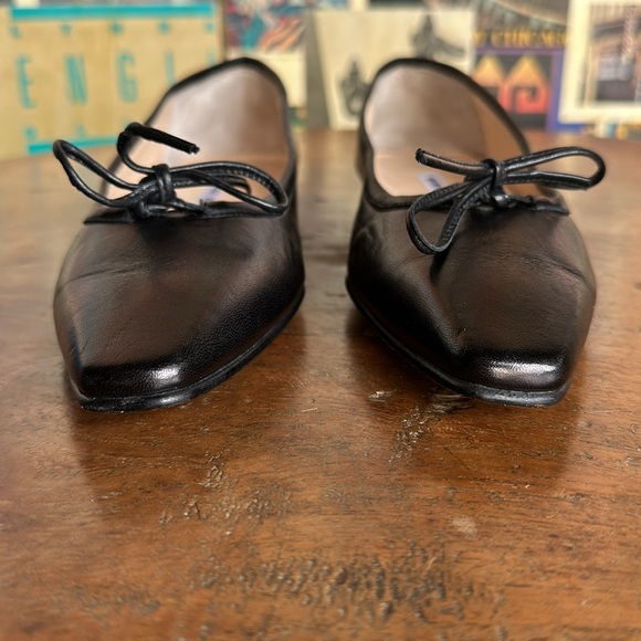 Vintage Manolo Blahnik Ballet Flats with Bows - Picture 7 of 8
